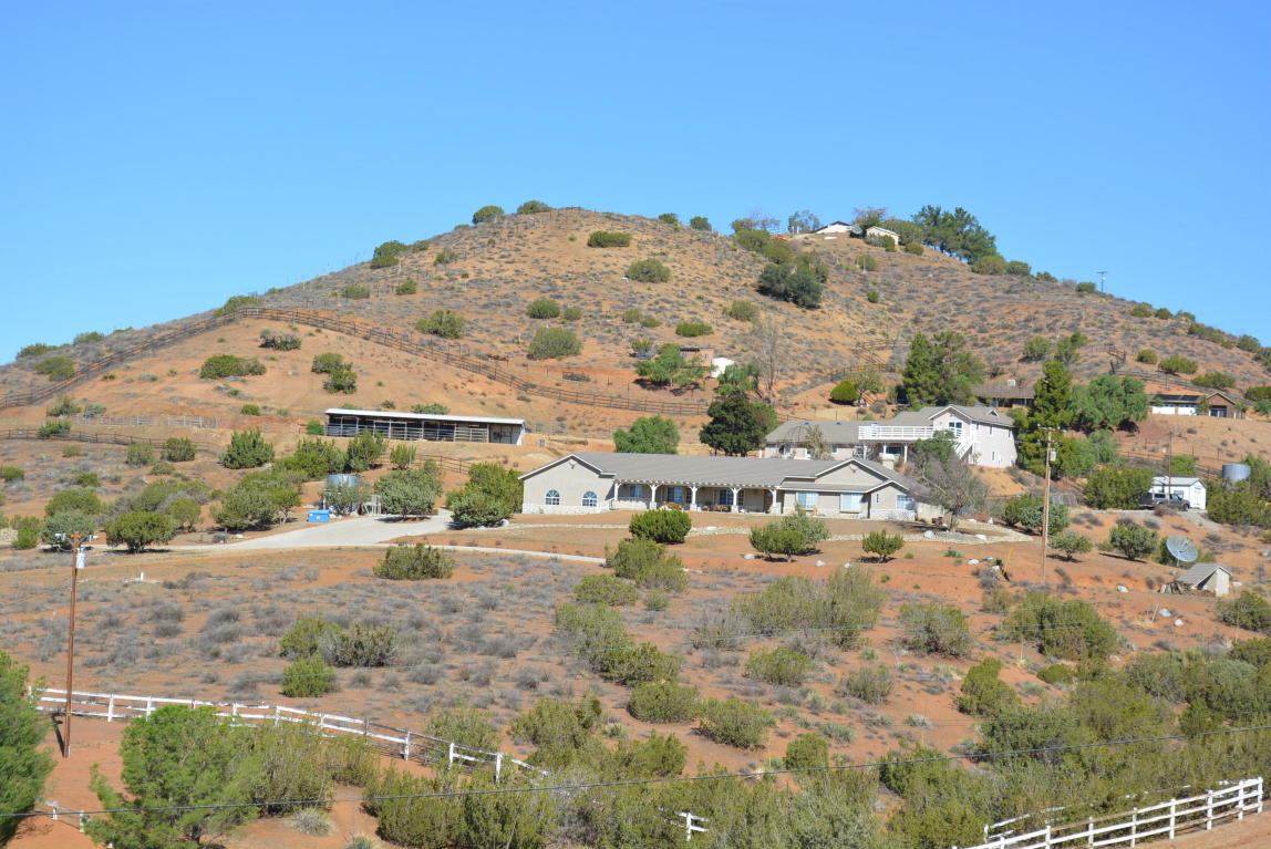 33737 Hanawalt Road, Agua Dulce, CA 91390