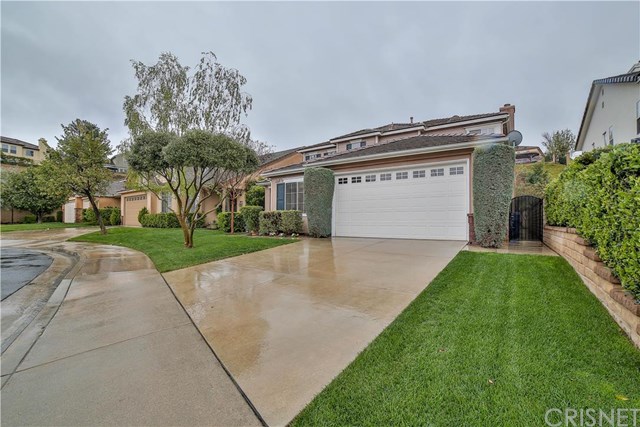 22010 Iron Horse Place, Saugus, CA 91390