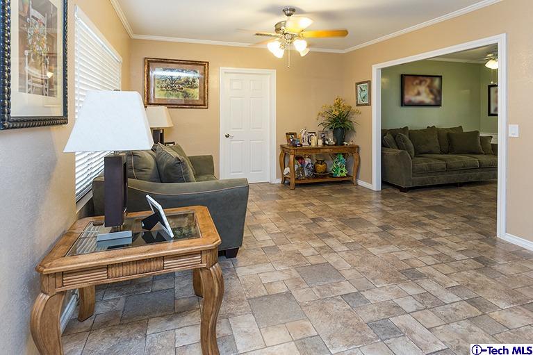 35747 Beauty Vista Lane, Agua Dulce, CA 91390