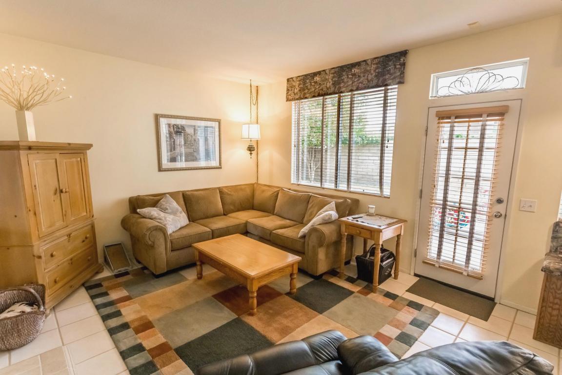 28646 David Way, Santa Clarita, CA 91390