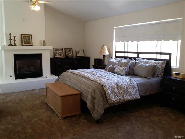 28915 RAINTREE, Saugus, United States 91390