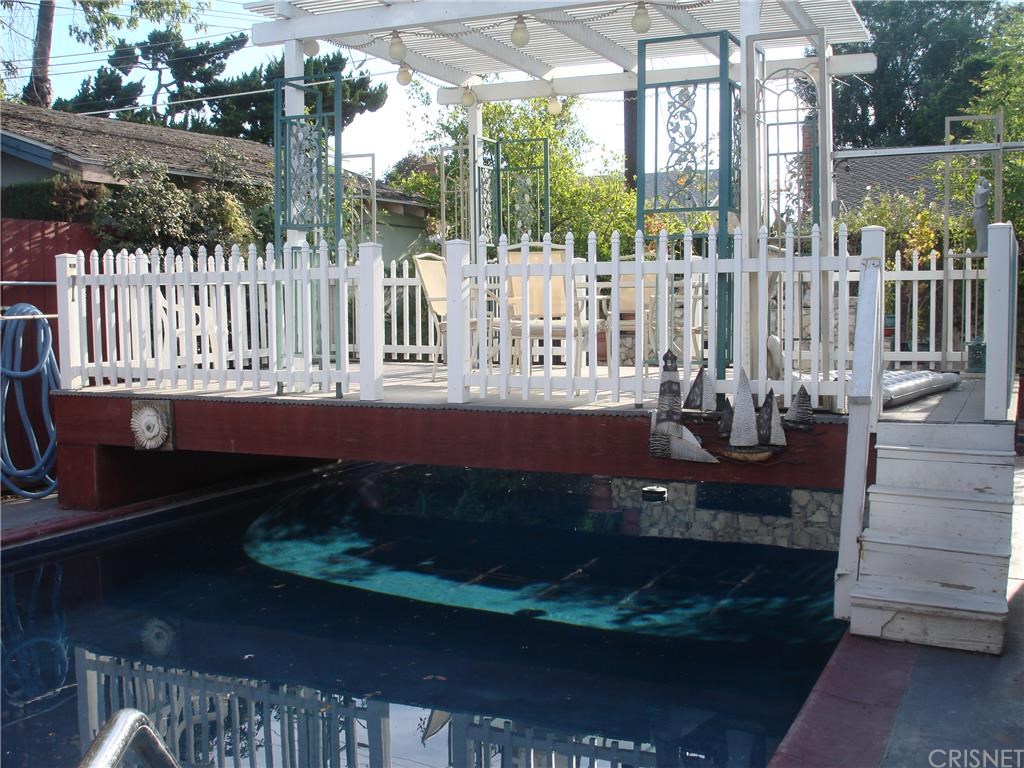 6059 Woodman Avenue, Valley Glen, CA 91401
