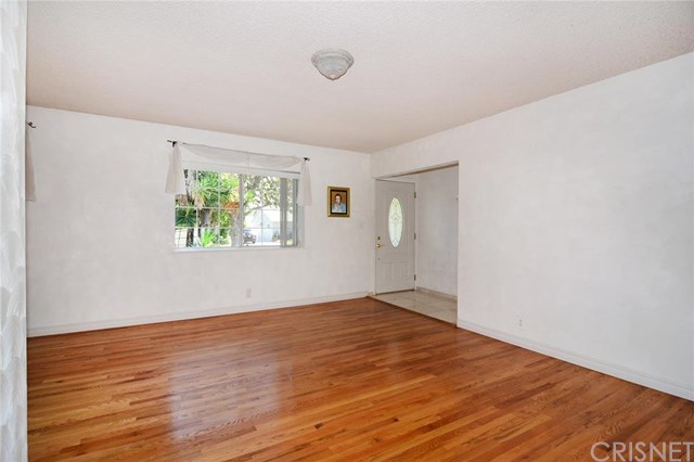 6213 Costello Avenue, Valley Glen, CA 91401