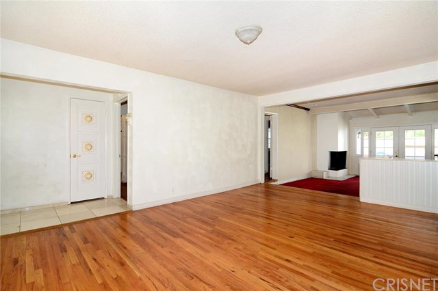 6213 Costello Avenue, Valley Glen, CA 91401