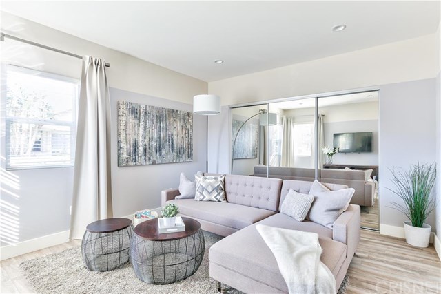 14056 Collins Street, Van Nuys, CA 91401