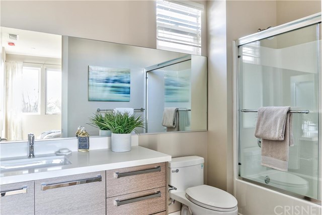 14056 Collins Street, Van Nuys, CA 91401