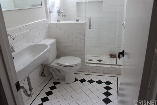 5337 Coldwater Canyon Avenue, Sherman Oaks, CA 91401
