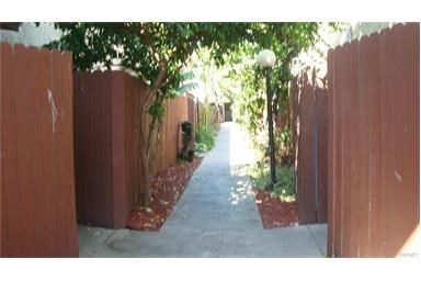 9019 Cedros Avenue, Panorama City, CA 91402