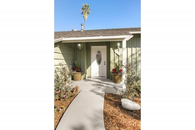 9112 Hazeltine Avenue, Panorama City, CA 91402