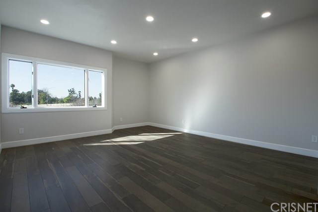 15245 La Maida Street, Sherman Oaks, CA 91403