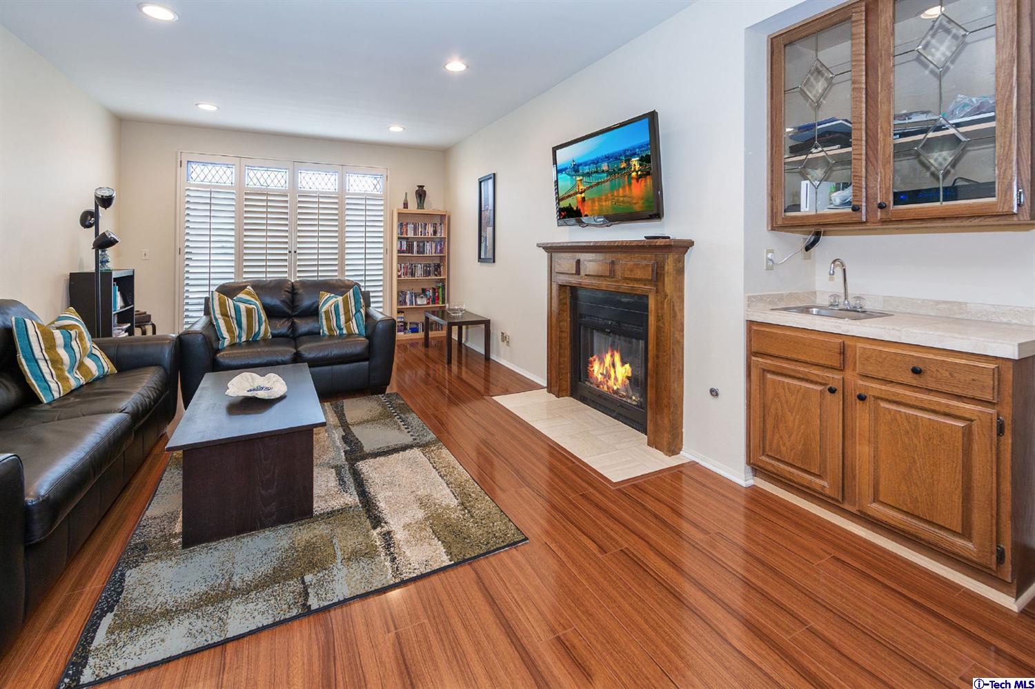 4430 Noble Avenue, Sherman Oaks, CA 91403