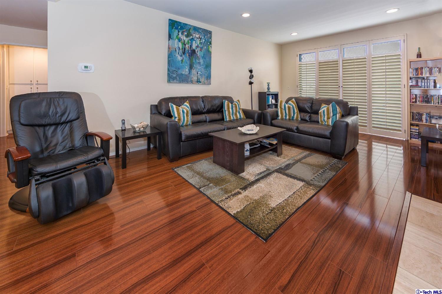 4430 Noble Avenue, Sherman Oaks, CA 91403