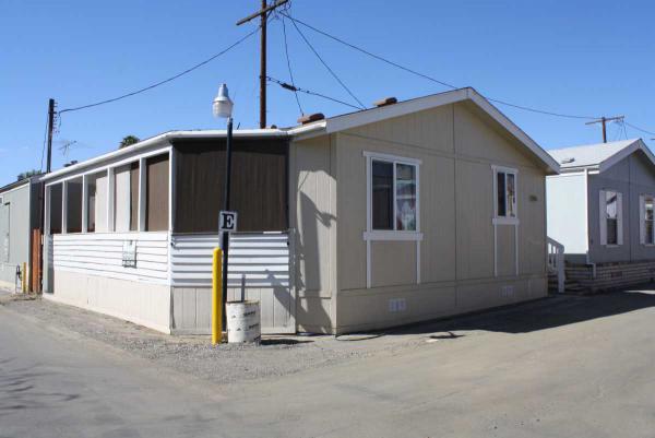 Sierra Springs Village 7560 Woodman Place #57Van Nuys, CA 91405