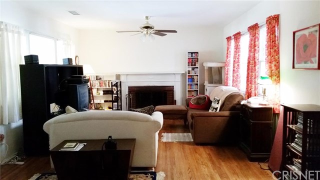 7426 Wish Avenue, Lake Balboa, CA 91406
