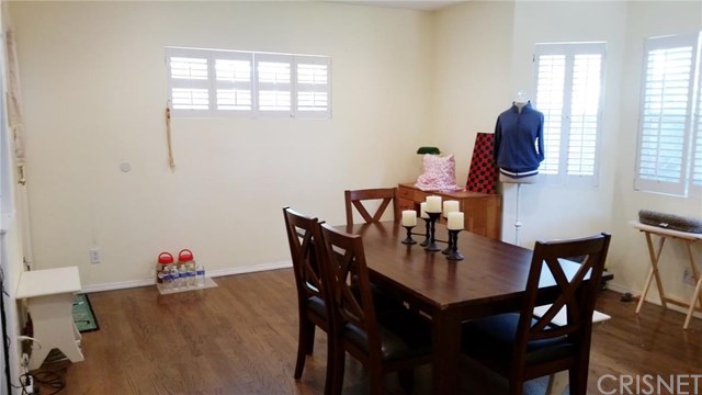 7426 Wish Avenue, Lake Balboa, CA 91406