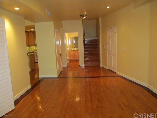 4915 Coldwater Canyon Avenue, Sherman Oaks, CA 91423