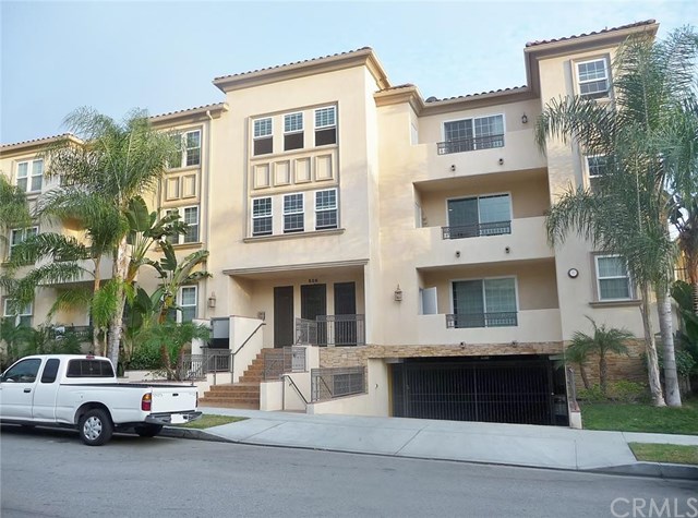 556 East Palm Avenue, Burbank, CA 91501