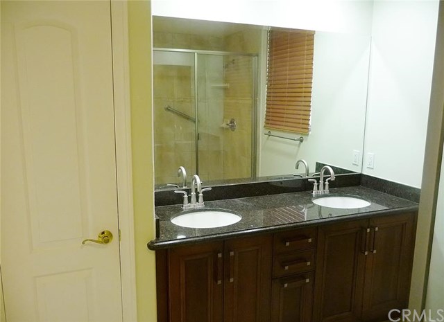 556 East Palm Avenue, Burbank, CA 91501