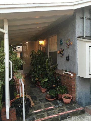 235 West Elm Avenue, Burbank, CA 91502