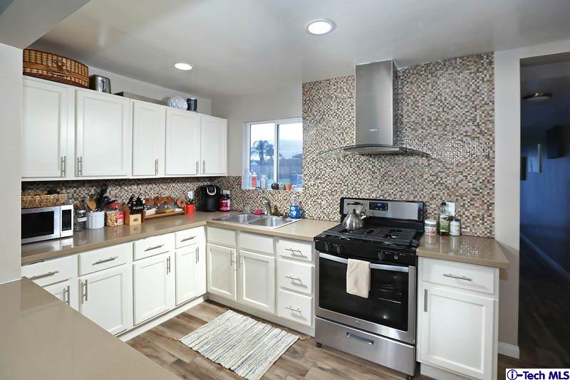 1821 North Lima Street, Burbank, CA 91505