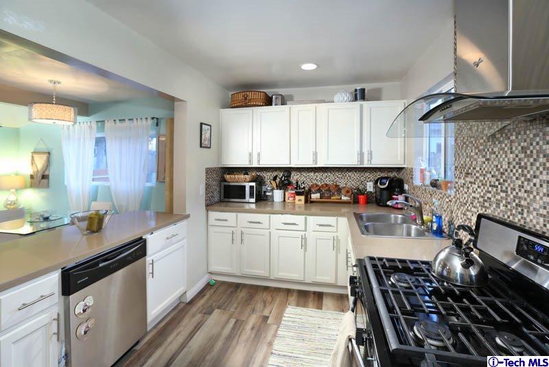 1821 North Lima Street, Burbank, CA 91505