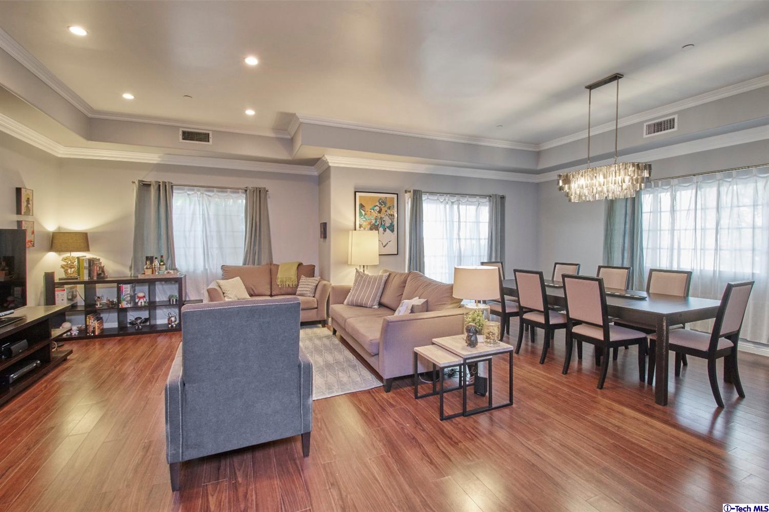 125 South Virginia Avenue, Burbank, CA 91506