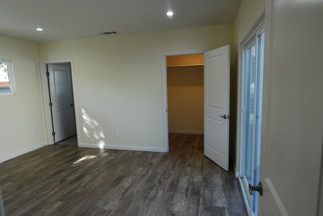 6735 Saint Clair Ave., North Hollywood, United States 91606
