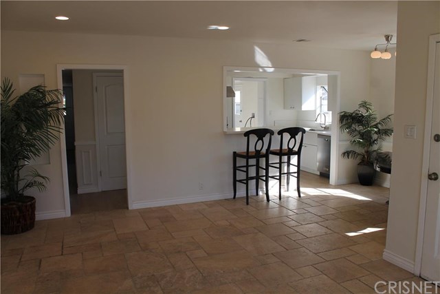 6550 Saint Clair Avenue, North Hollywood, CA 91606