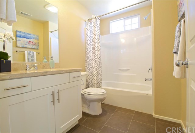 11138 Laughlin Lane, North Hollywood, CA 91606