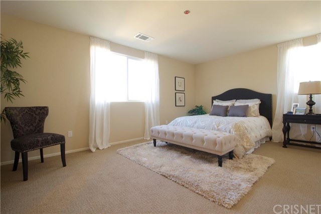 11138 Laughlin Lane, North Hollywood, CA 91606