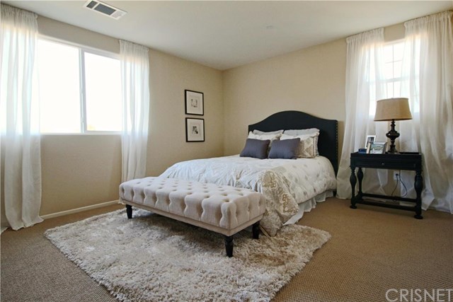 11138 Laughlin Lane, North Hollywood, CA 91606