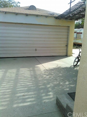 6510 Clybourn Avenue, North Hollywood, CA 91606