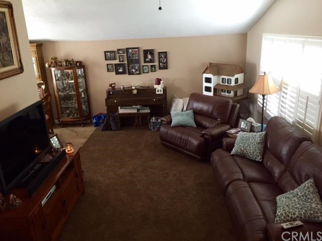8225 Alta Loma Drive, Rancho Cucamonga, CA 91701
