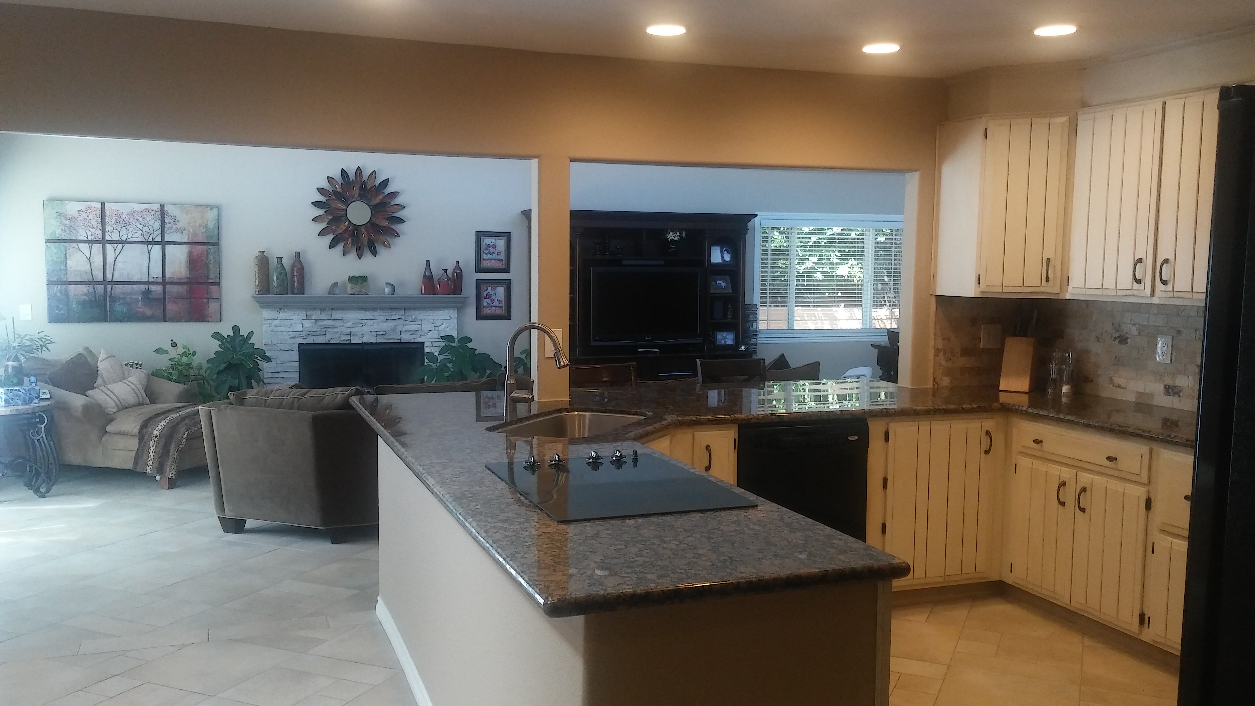 6314 Hollyoak Dr, Alta Loma, United States 91701