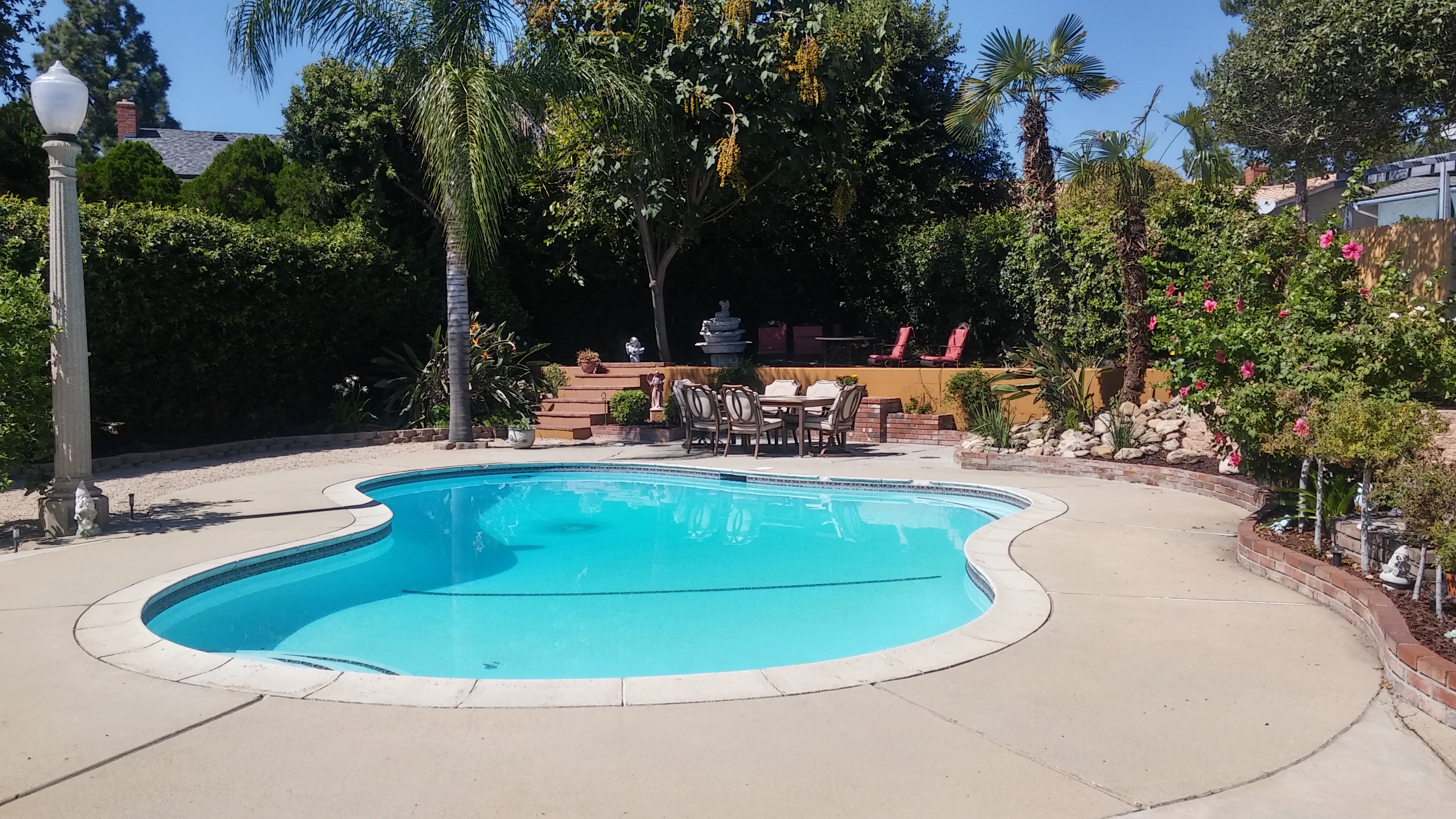 6314 Hollyoak Dr, Alta Loma, United States 91701