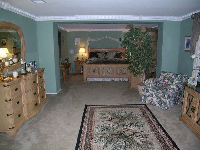 955 W Paramount St, Azusa, United States 91702