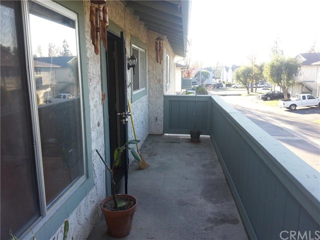 871 W 12th Street, Azusa, CA 91702