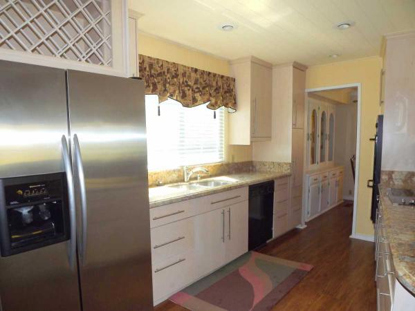 Lake Los Serranos Club15111 PIPELINE AVENUE #180Chino Hills, CA 91709