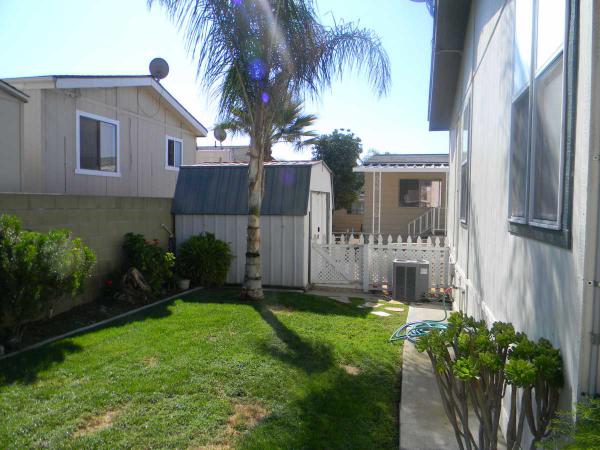 Lamplighter Chino MHC 4400 Philadelphia Sp-41Chino, CA 91710