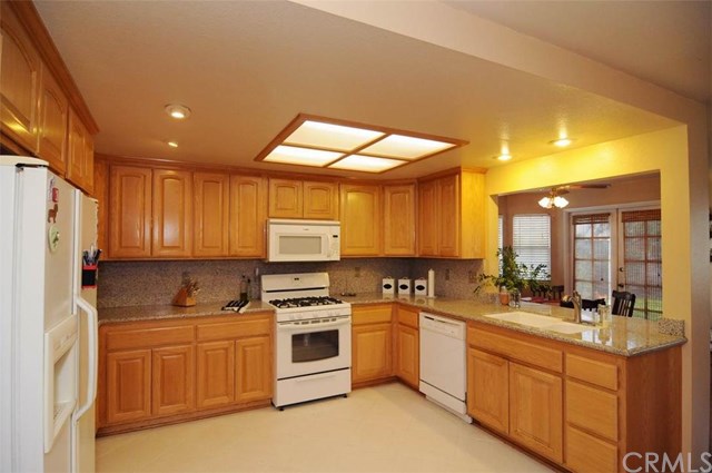 6703Poinsettia Ct, Chino, United States 91710