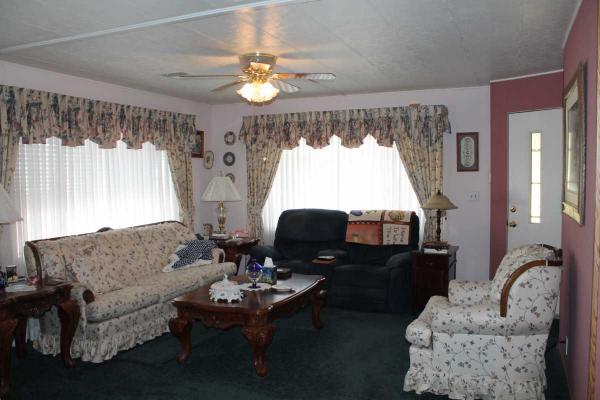 Twin Oaks Mobile Home Park3800 Bradford #139La Verne, CA 91711