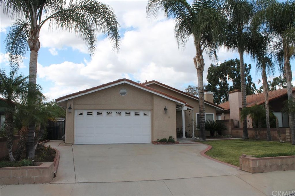653 S Edenfield Ave, Covina, United States 91723