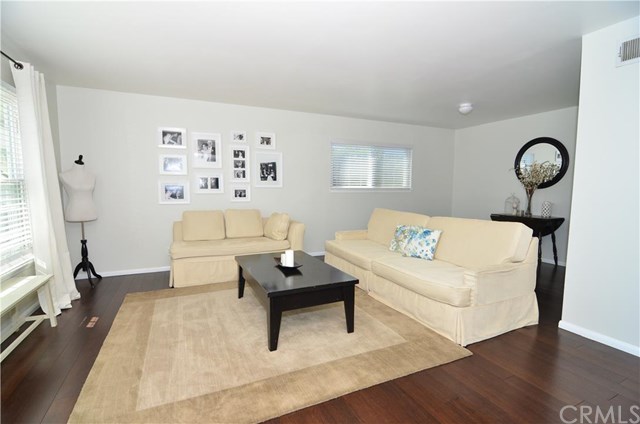 1407 S Dodsworth Ave, Glendora, United States 91740