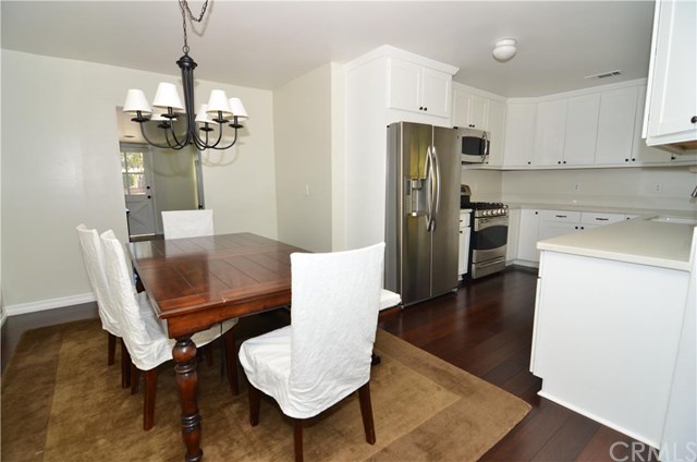 1407 S Dodsworth Ave, Glendora, United States 91740