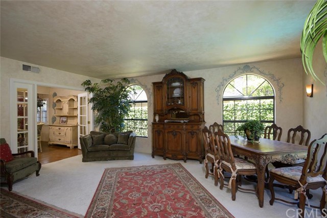 335 West Leadora Avenue, Glendora, CA 91741