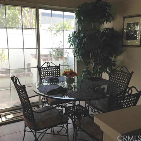 118 Meadow Oaks Lane, Glendora, CA 91741