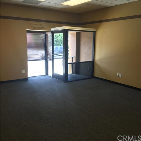 201 N Glendora Avenue, Glendora, CA 91741