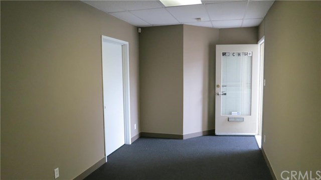 541 S Glendora Avenue, Glendora, CA 91741