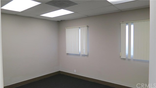 541 S Glendora Avenue, Glendora, CA 91741