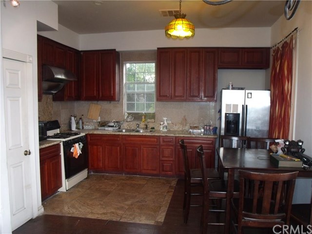 18037 La Puente Road, La Puente, CA 91744